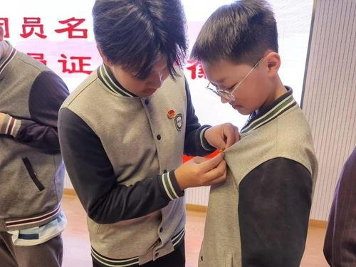 娱乐吃瓜君时代少年团,娱乐吃瓜君时代,青春偶像的崛起之路